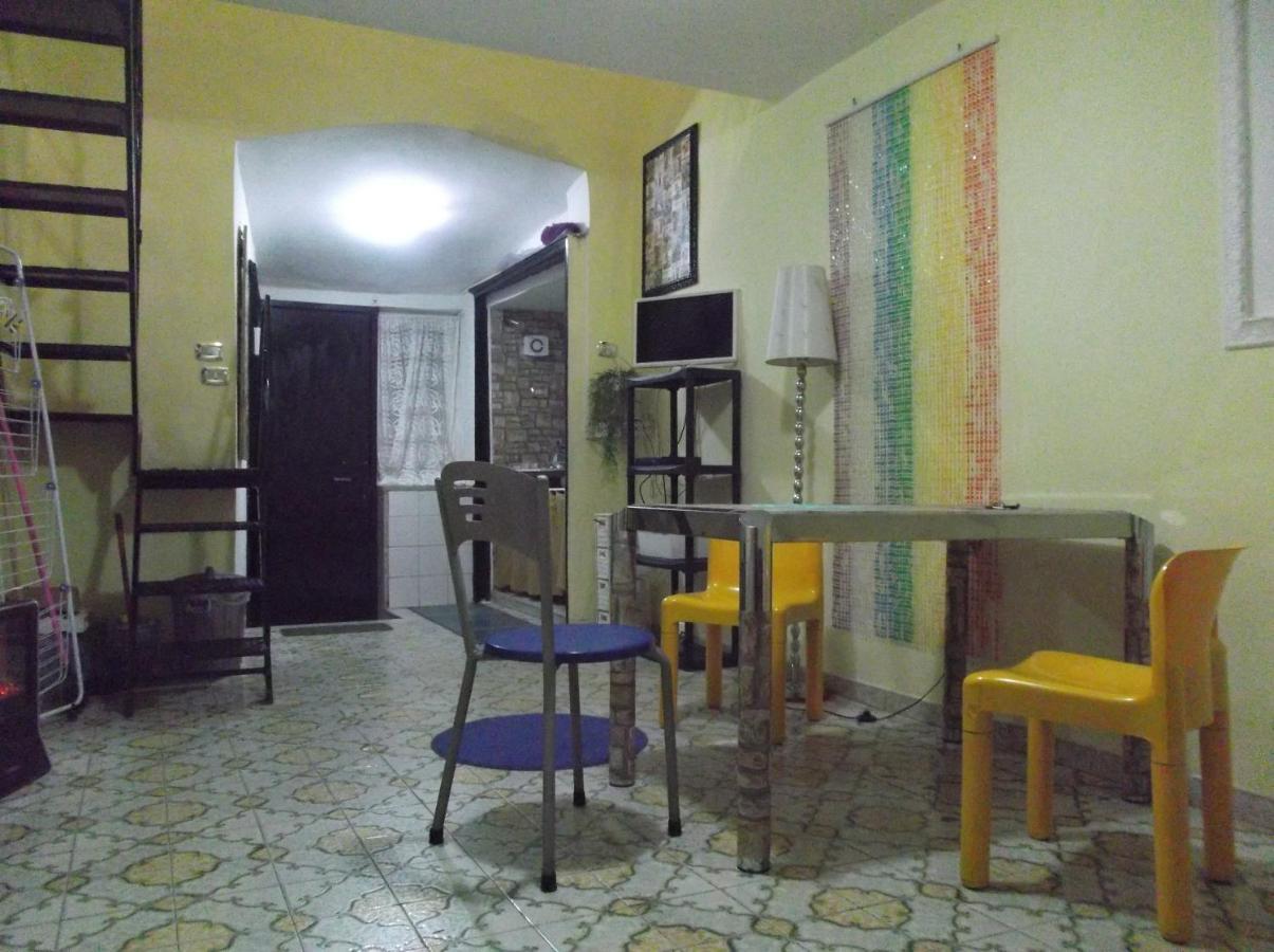 Monolocale Fronte Strada Napoli Centro Storico Villa Dış mekan fotoğraf