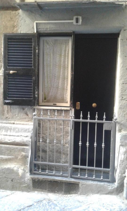 Monolocale Fronte Strada Napoli Centro Storico Villa Dış mekan fotoğraf